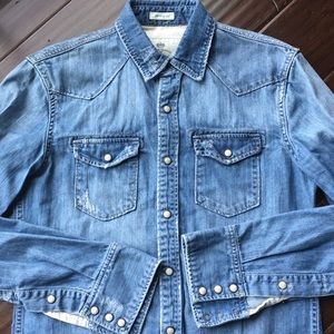Men’s AEO denim shirt size xsmall